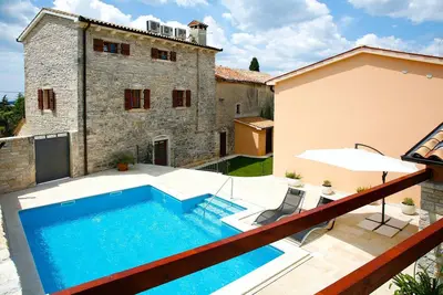 Image de Belle maison Ă Kanfanar avec sauna