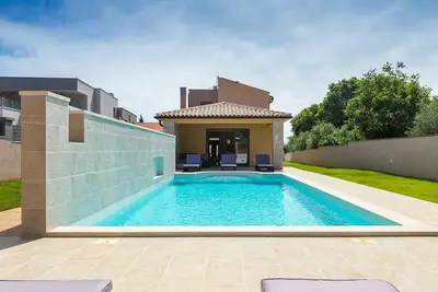 Image de Superbe maison à Liznjan