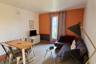 Image de Appartement 35 m2 proche Paris, métro ligne 13 station Saint Denis université.