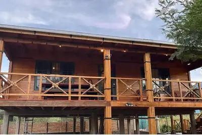 Image de Town Cabin on the foothills/ac