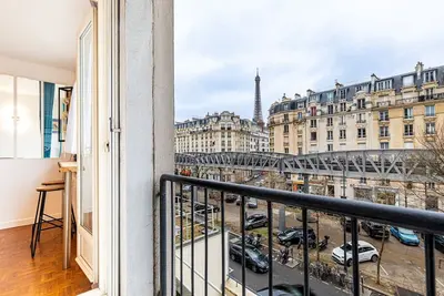 Image de GuestReady - Vues magnifiques sur la Tour Eiffel