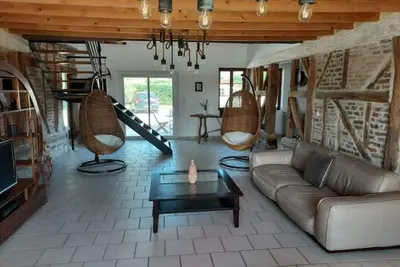 Image de longère 15 places avec piscine et jacuzzi