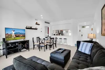 Image de Beautiful Condo at Desert Princess Resort! Permit #Blic-000858-2023