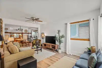 Image de Cozy 2 bedroom cottage 5 minutes from entertainment hotspots