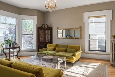 Image de Historic Munjoy Hill Retreat-Rooftop Water Views!