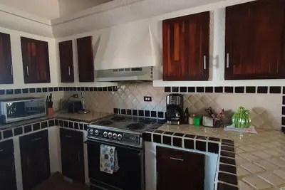Image de 2 bedroom Condo 1 block from the beach