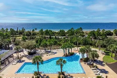 Image de Vitamin Sea 1 Beach Resort Village  surrounded by beautiful white sand beaches!