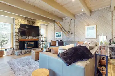 Image de Val D'Isere #8 (3-Bedroom Condo) with Pool and Mountain view - Pets Allowed by RedAwning