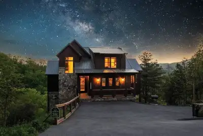 Image de Luxury Mountain Cabin with Indoor Pool