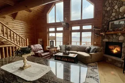 Image de Cozy Cabin on Lake Wisconsin \nSkiing, Fishing & Hiking Retreat