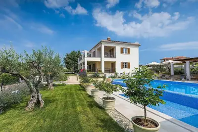 Image de Villa Terrarossa Kastelir