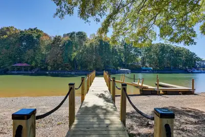 Image de The Retreat at Lake Norman: Boat Dock & Pool!