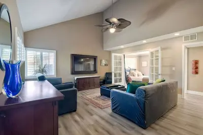 Image de Charming La Jolla Area, 4bd/2bth w/ Putting Green and New Ping Pong Table!