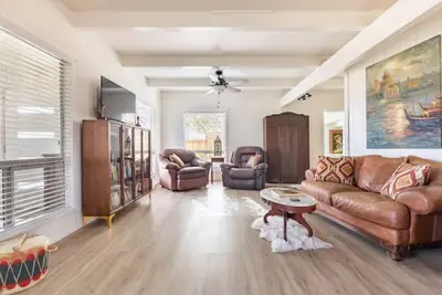 Image de Star Catcher Cottage: A Borrego Mid-Century Modern Retreat