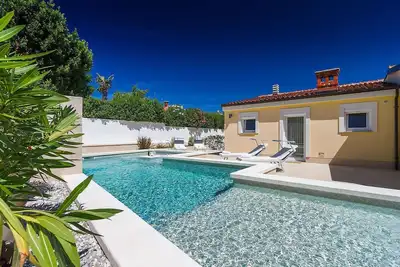 Image de Magnifique maison Ă Pula