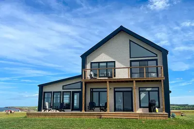Image de New 4 Bedroom, Oceanview, Sunroom, Close to beaches