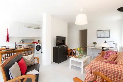 Image de À 350m de Super Vénosc | T3 de 72m2 | Tout équipé