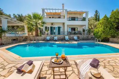 Image de Ultimate Luxury Villa: Siorra Elena in Paxos with Private Pool and Amazing views
