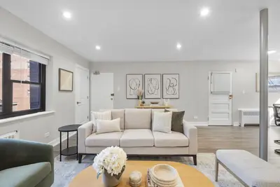 Modern Spacious New Renovation 1br Evanston
