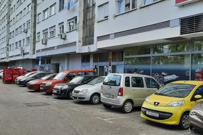 Appartement de deux chambres avec le balcon Zagreb (A-21800-a)