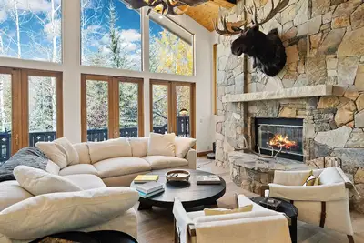 Image de Forest Road Estate - Lionshead, Vail, hot tub, fireplaces!