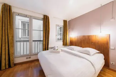 Image de Appartement Spacieux Face aux Jardins des plantes