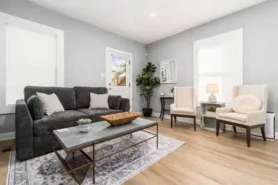 Image de New - Italian Village gem! Five-minute walk to Short North, close to Osu campus!