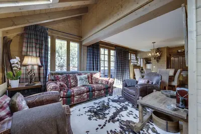 Image de L'Aiglon 34  - spacious 3-bedroom duplex apartment with log fire