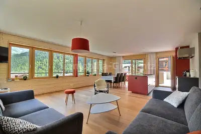 Image de Appartement très confortable pour 6 personnes, salon, coin cuisine avec lave-vaisselle, 1 chambre Ă