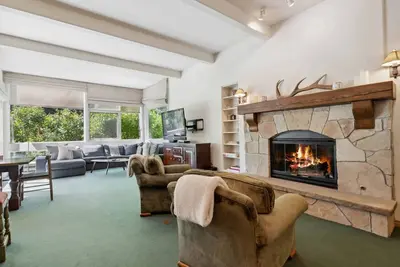 Image de Lodge at Lionshead 01