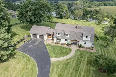 Image de Sleeps 24, 6br, 4ba, Hot Tub