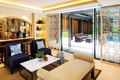 Image de \nRooftop infinity pool and gym - Luxury Apartment