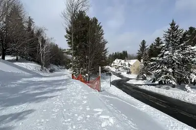 Image de Trailside Ski In and Out Townhome