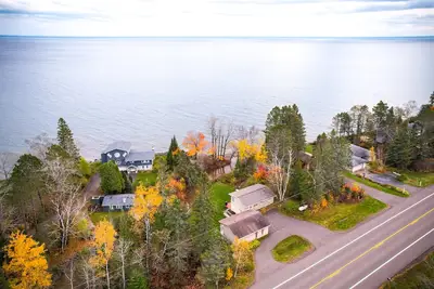 Image de Walk to McQuade Harbor: Lake Superior Retreat