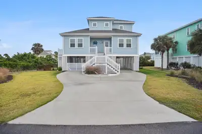 Image de Brand New to Rental Market, Newly Furnished and Pet Friendly!