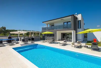 Image de Magnifique maison Ă Pula