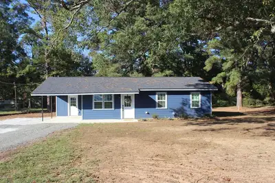 Image de Relaxing country home 2 minutes from Caddo Lake! ! ! Pet Friendly!