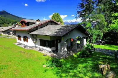Image de Modern Alpine chalet for sports, relax, history, Dolomite landscapes, pet free