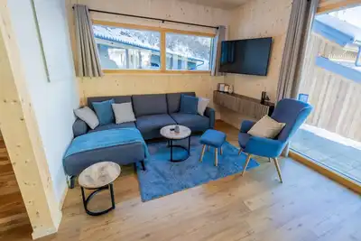 Image de Chalet avec sauna et bain à remous