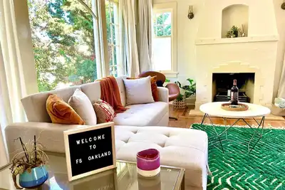 Image de Spacious Temescal Home near Uc-Berkeley with Firepit Patio & Outdoor Dining