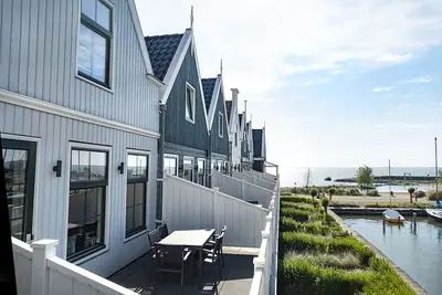Image de Bel appartement avec sauna, près du Markermeer