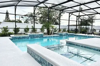Image de Orlando Vacation Rental Heated Pool & Spa 5 Br 3 Ba Near Space, Nature, Disney