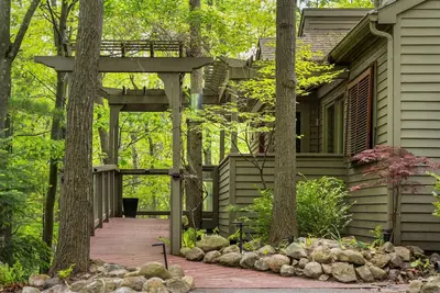 Image de Tree House in The Homestead