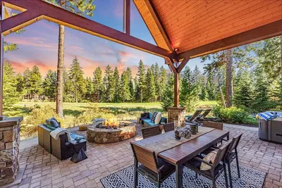 Image de Mountain Retreat on Hole 7+Chefs Kitchesn+Spa +Summer Midweek 3rd Nt Free