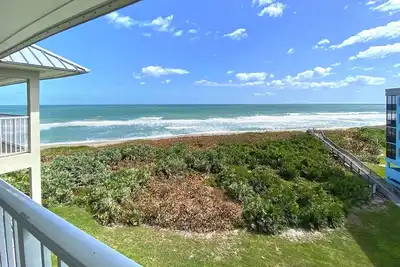 Image de Seascape Oasis: 4th Floor Oceanview Condo