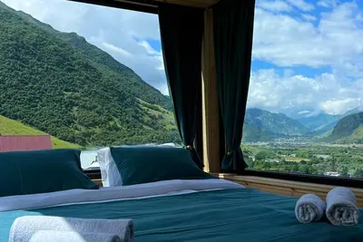 Image de Kazbegi Inn Cottages, its well equipped cottages in Kazbegi.