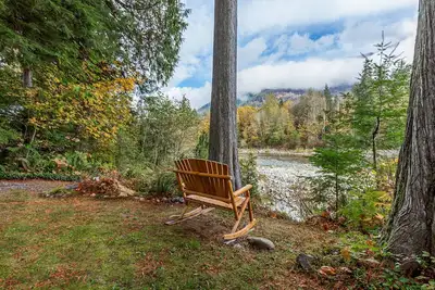 Image de Mountain Memories - river access, pet friendly w\/ hot tub