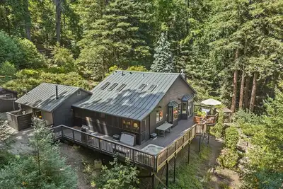 Image de Big Star Farm ~ Magical Nature Getaway, Sauna, Hot Tub, Serene