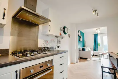 Image de Guest Homes | Spacious 3 Bed with Garden