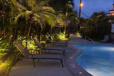 Image de Sunny Retreat: Spacious 3br/2. 5ba Condo Steps from Jaco Beach Bliss